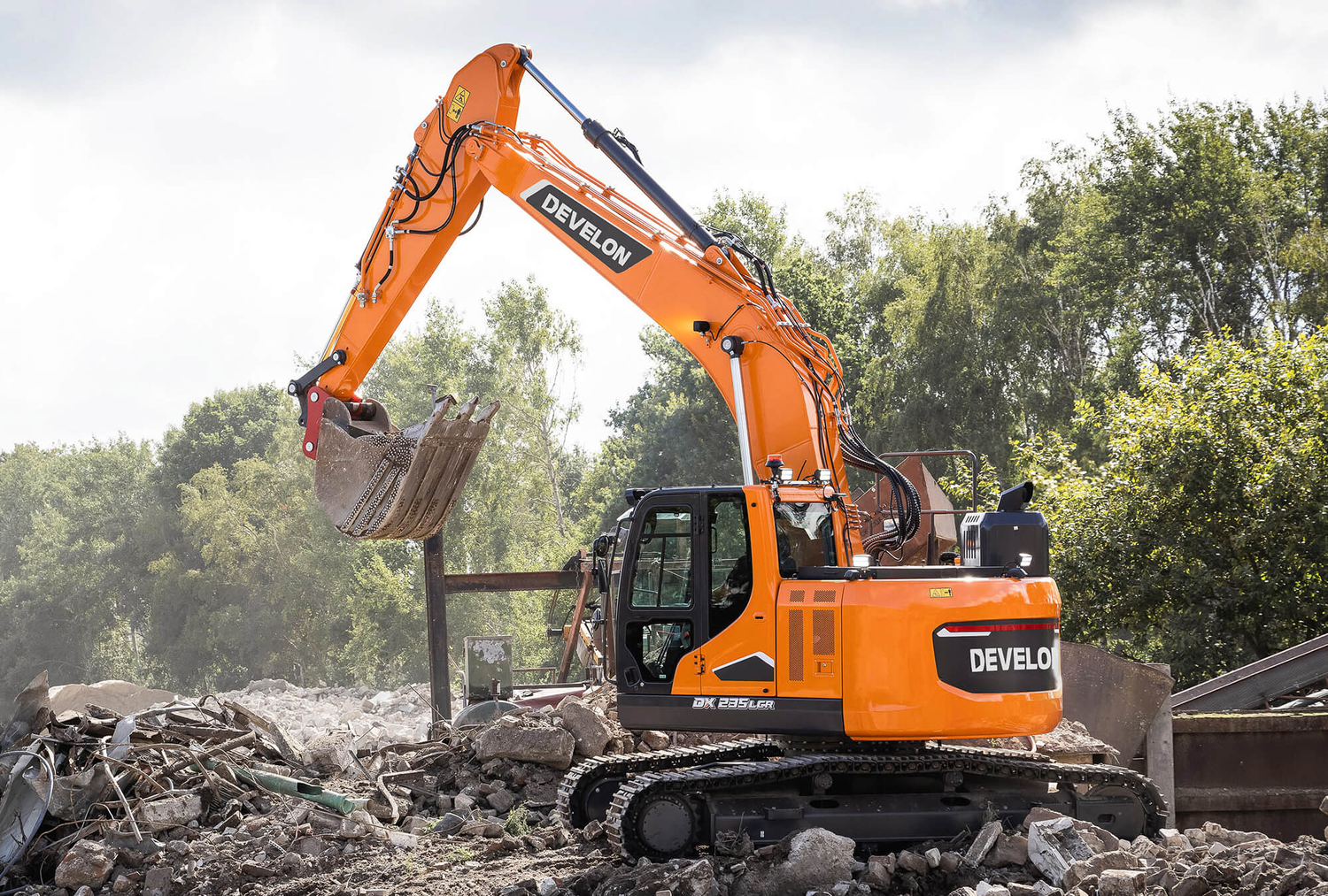 DEVELON DX235LCR-7 Crawler Excavator