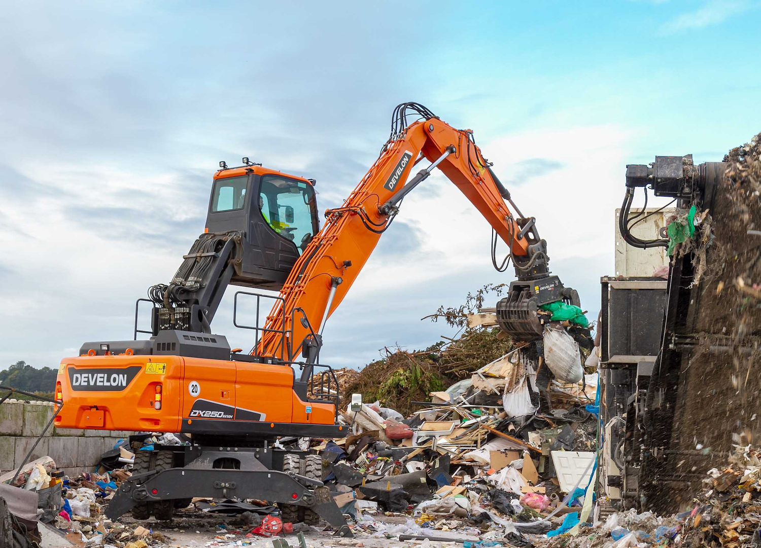 DEVELON DX250WMH-5 Wheel Material Handler